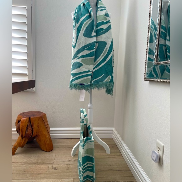 Tote bag with shawl.. 2 piece set. - Picture 6 of 8